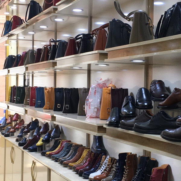 بهترین بزرگترین فروشگاه کفش تبریز